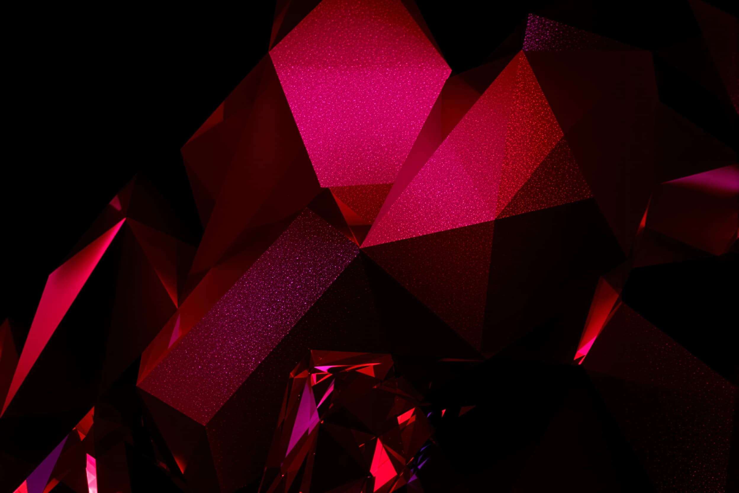 Vibrant Geometric Shapes in Motion