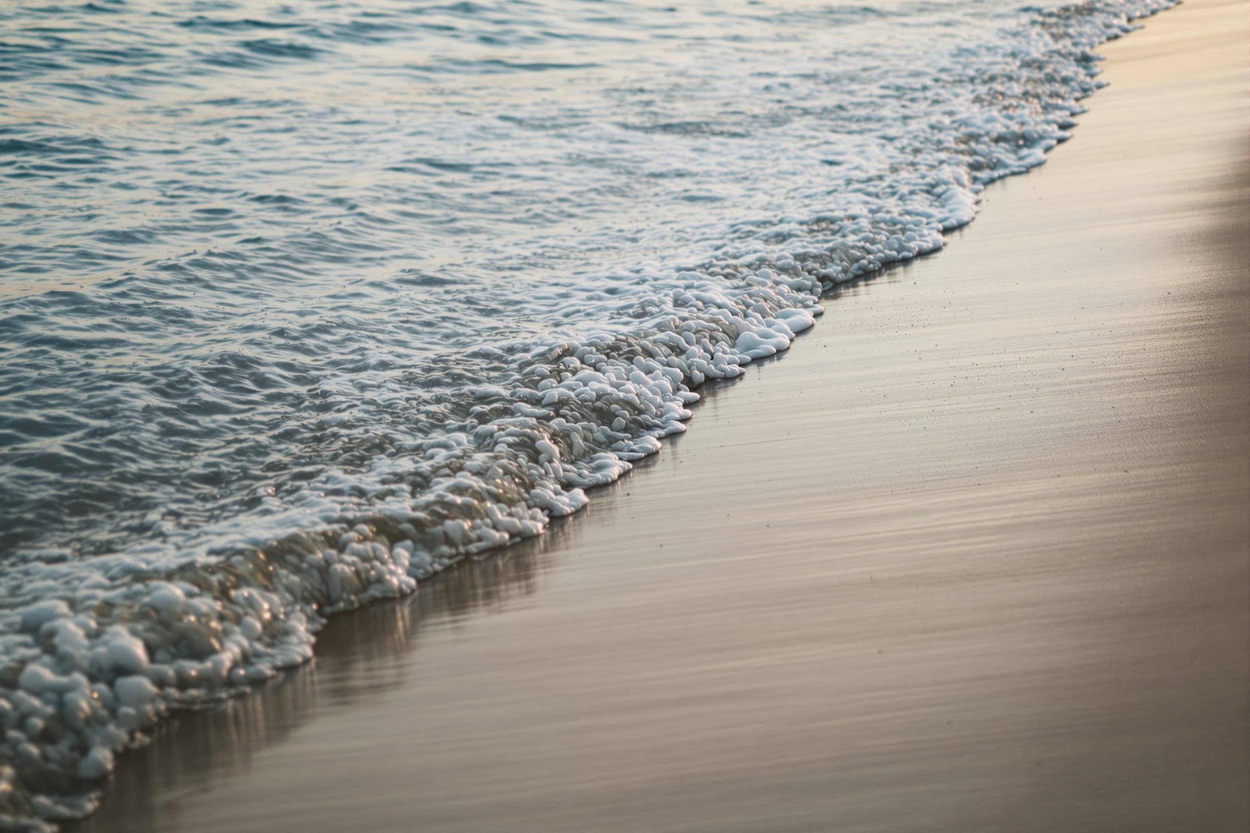 Tranquil Shoreline at Sunset